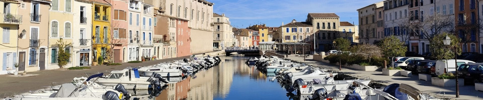 Incontournables et sites touristiques de Martigues. Visitez le centre-ville de Martigues ou les villages de la Côte Bleue