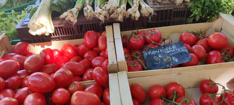 Artisans, local producers