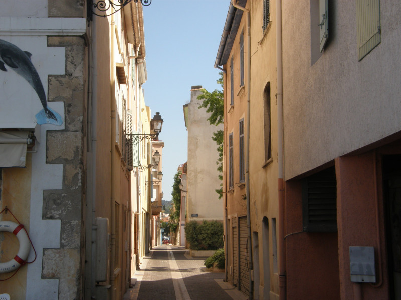 Where to park in Martigues?
