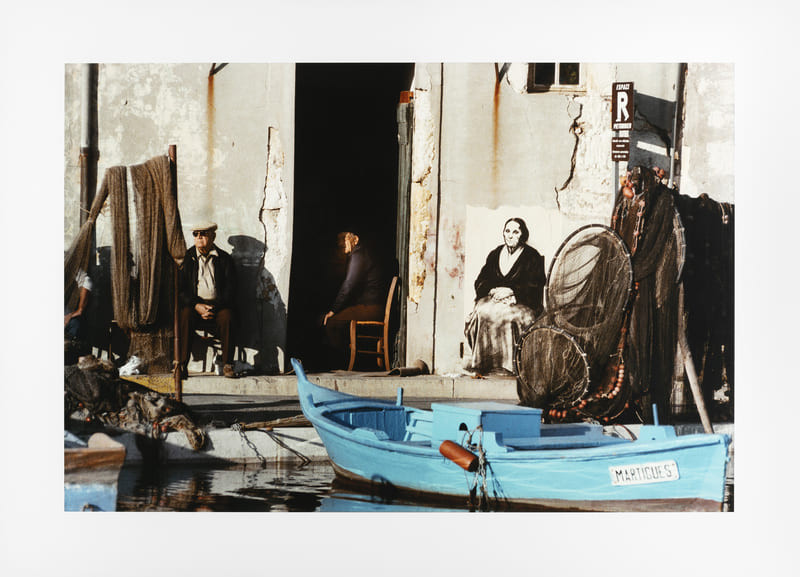 Photo montage d'époque proposée par le musée Ziem en référence aux affiches et sérigraphies collées dans la ville de Martigues d'Ernest - © Ernest Pignon-Ernest / Courtesy Galerie Lelong Appel à témoignages du musée Ziem de l'année 1982 pour l'exposition de Ernest Pignon-Ernest au Printemps 2026 à Martigues