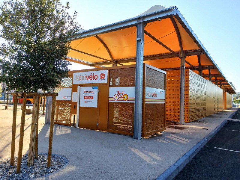 Gare routière - BUS - ULYSSE - Vélo