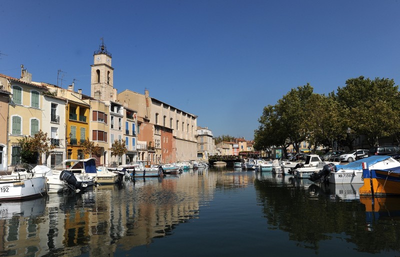 Le Canal  dans le quartier de l'Ile à Martigues 