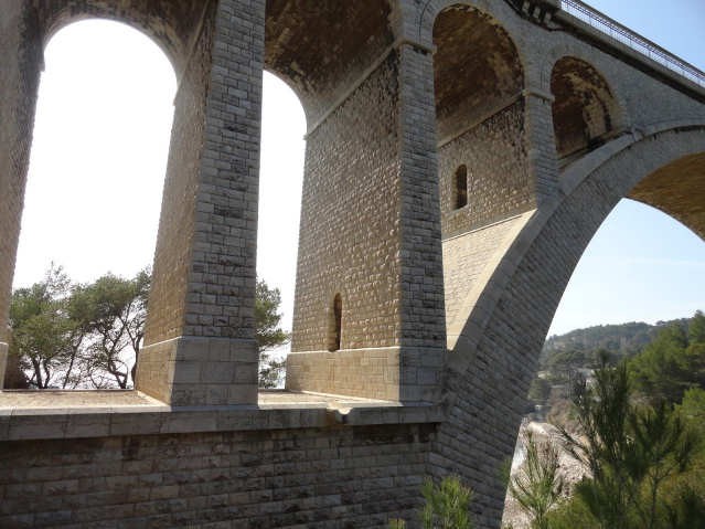 Pont de la côte bleue - Excursions en train - architecture Martigues