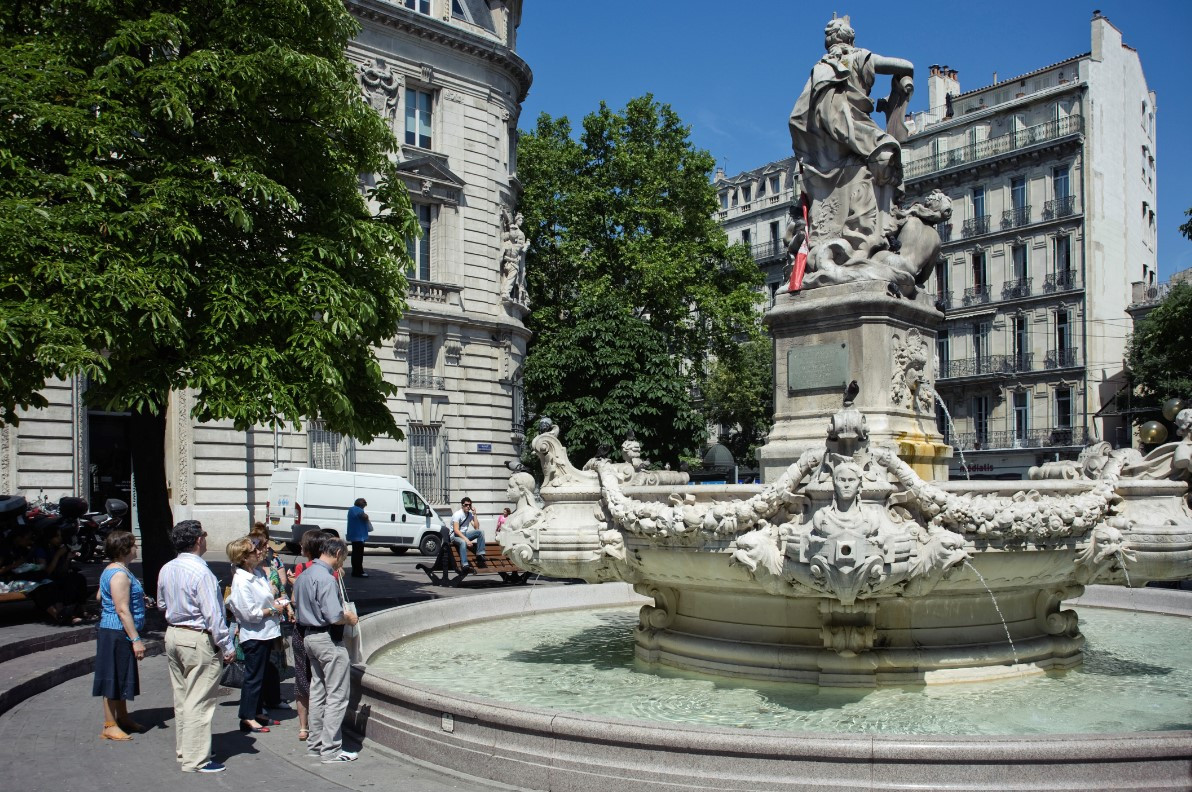 Place Estrangin