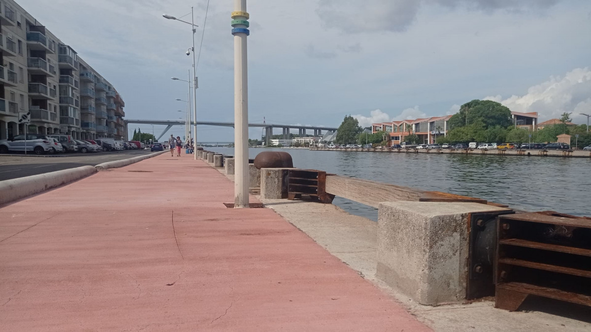 The greenway from Lavéra station to the city center_Martigues