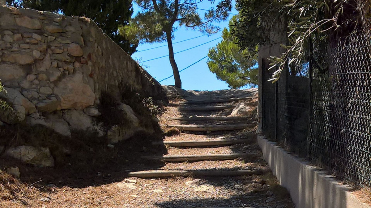 The greenway from the village of La Couronne to Sainte-Croix_Martigues