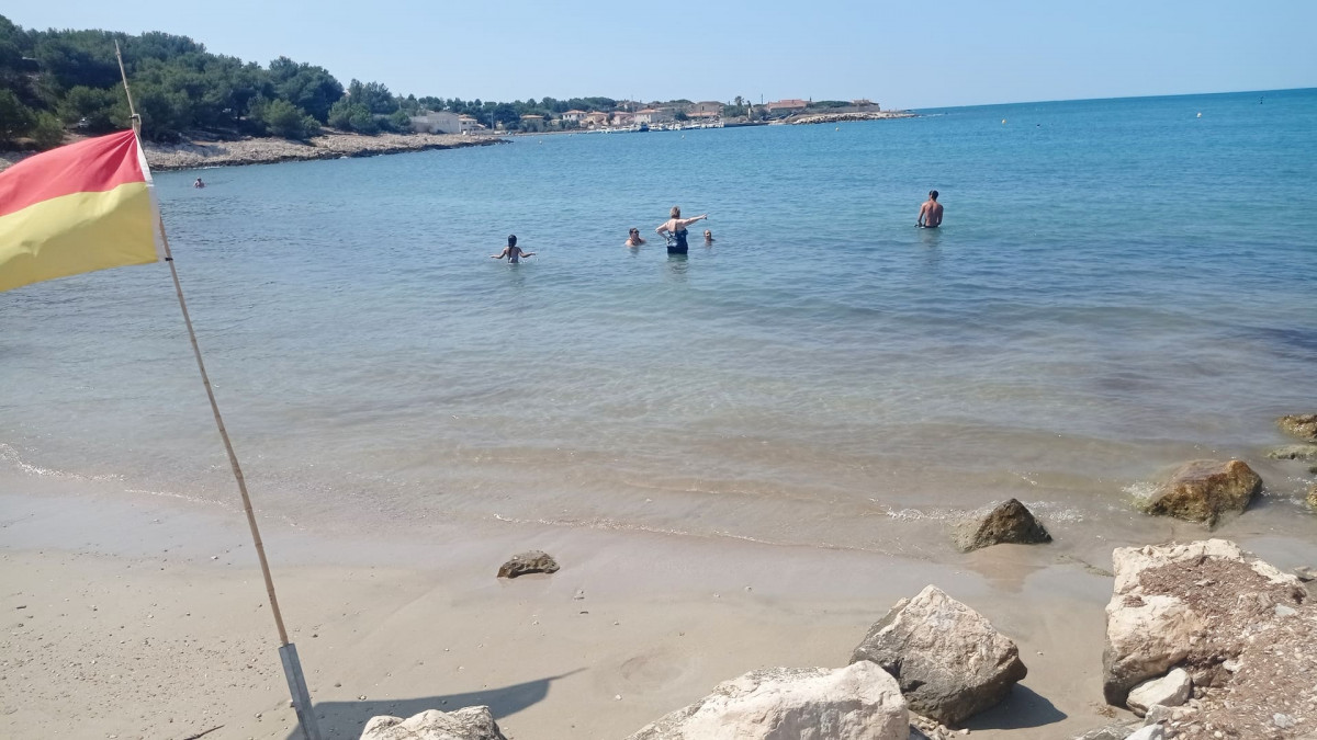 Playa de Laurons_Martigues - © Otmartigues / Myriam.F Playa de Laurons_Martigues