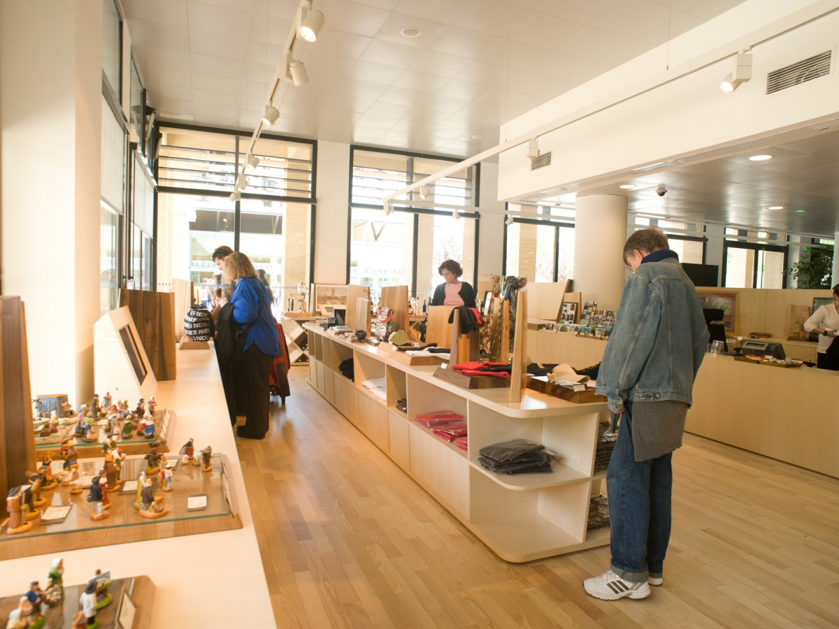 Office de Tourisme - vue boutique