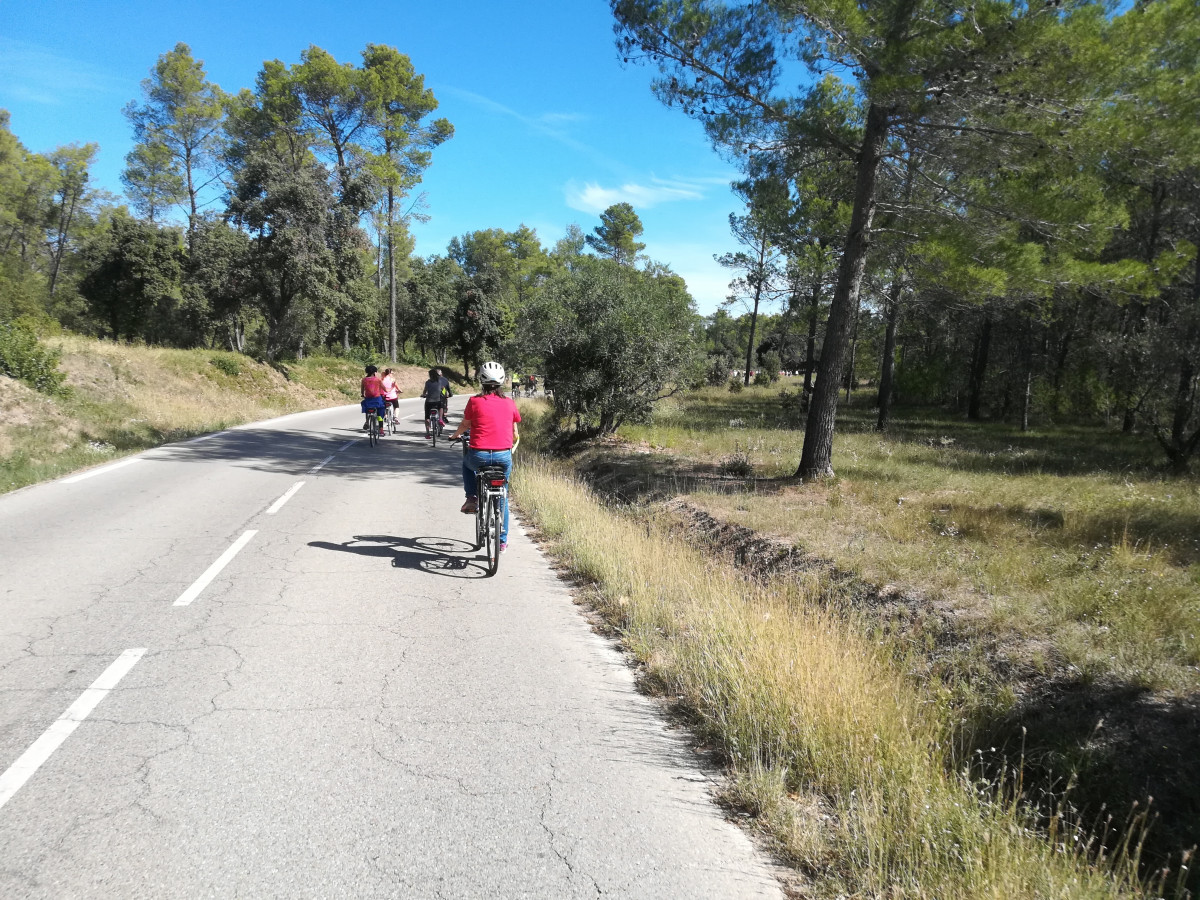 Boucle cyclo : Au coeur de la Montagnette Boucle cyclo : Au coeur de la Montagnette