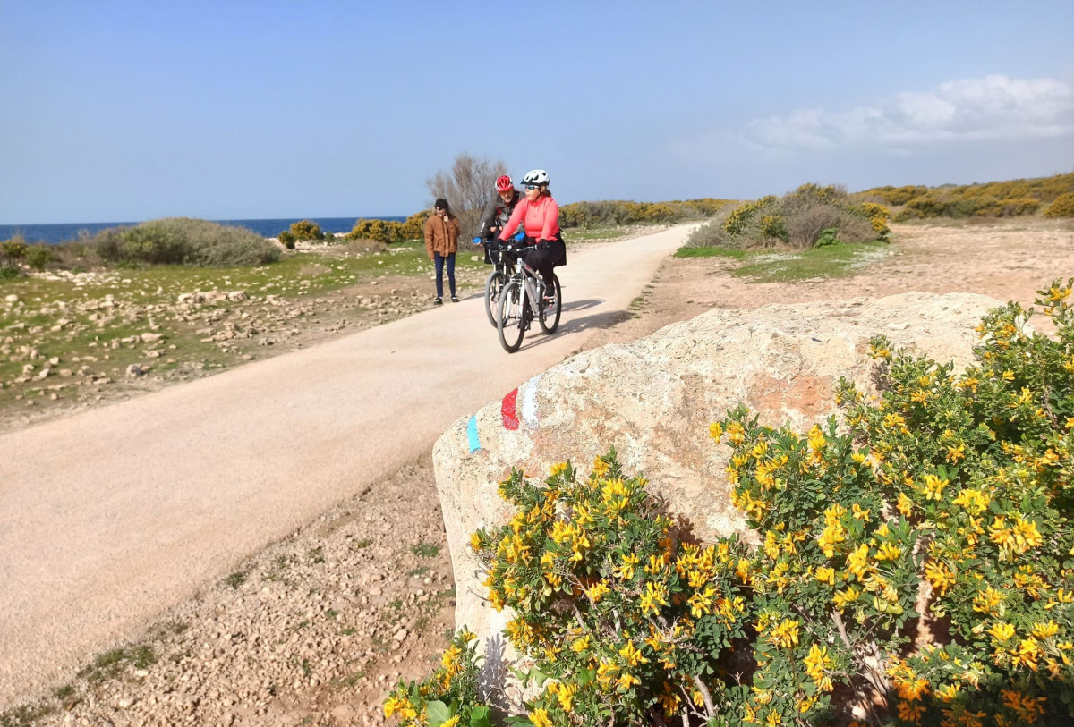 From Martigues to Marseille by bike_Martigues - © Otmartigues, Karim.K From Martigues to Marseille by bike_Martigues