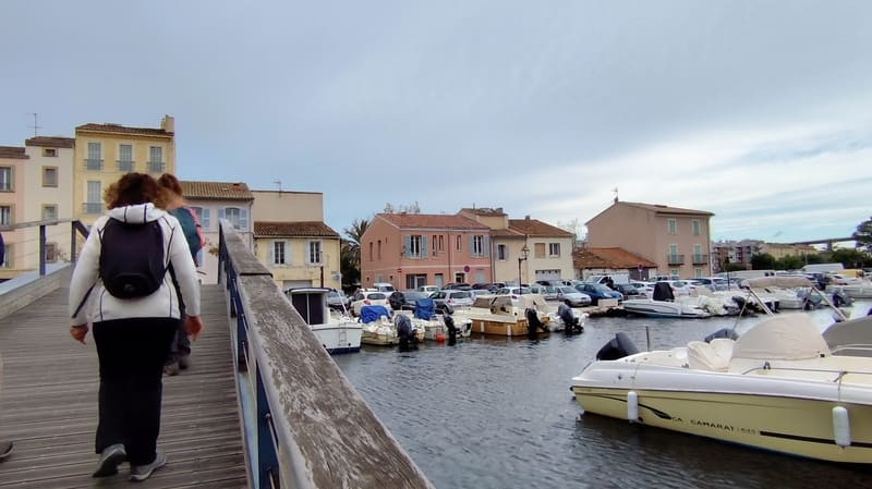 Eine Stadtwanderung im Zentrum von Martigues. - © Otmartigues / MyriamF Eine Wanderung im Zentrum von Martigues mit Wasserbezug. Ein Themenweg für einen unterhaltsamen Spaziergang in der Fußgängerzone von Martigues und entlang der Kanäle.