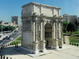 Arc de Triomphe Marseille.jpg