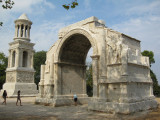 Les_Antiques_Mausolée_arc_de_triomphe_3