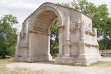 Les_Antiques_Mausolée_arc_de_triomphe_5