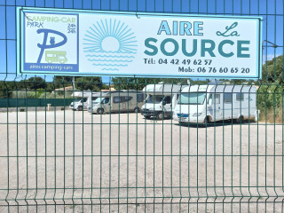 Aire de camping-cars La Source