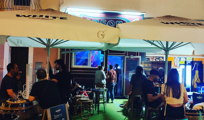 Henson's Café Martigues