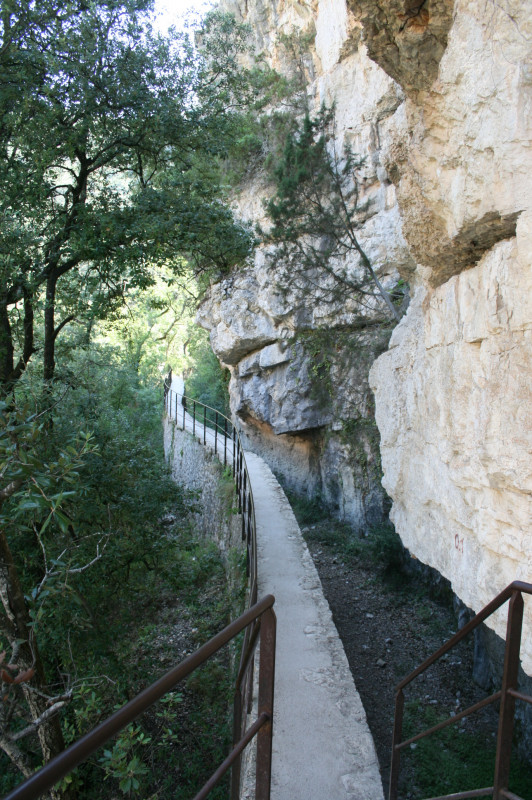 Camino de la Guardia del Canal