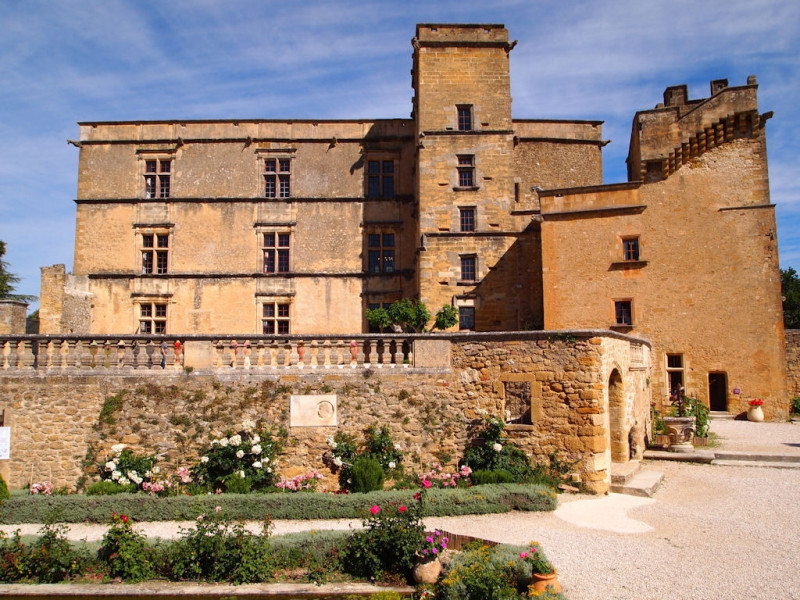 Château de Lourmarin - © Droits gérés Fond. Laurent-Vibert Château de Lourmarin