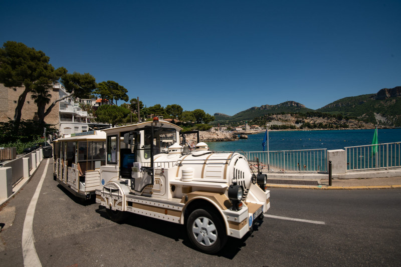 Train touristique de Cassis - © FRANCE Voguette Train touristique de Cassis