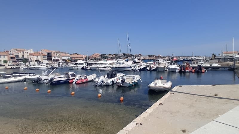 Port of Carro and fishing boats near the fishing village; an authentic fishing port on the Côte Bleue