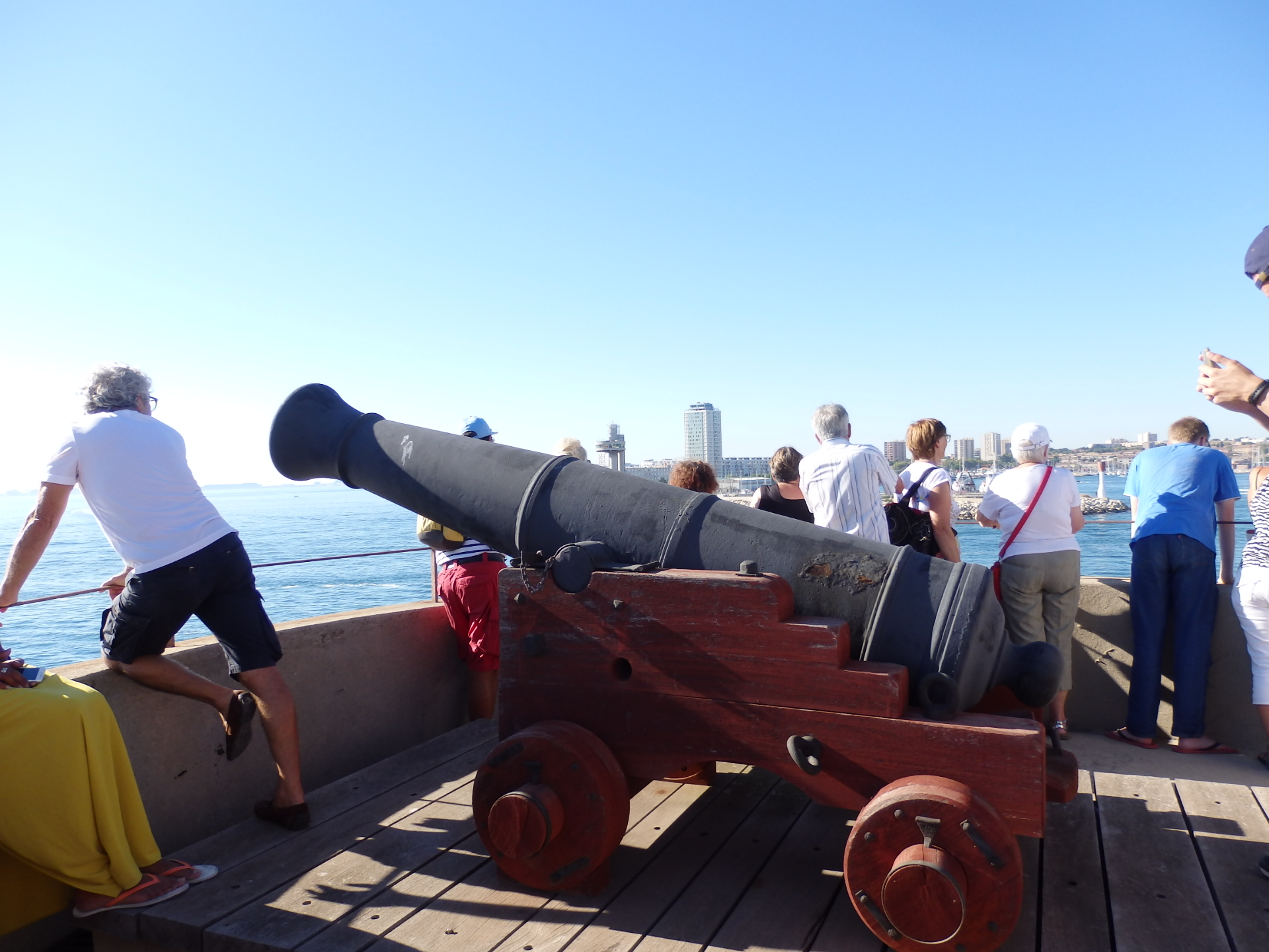 Historische Kanone des Fort de Bouc - © Otmartigues / KarimK