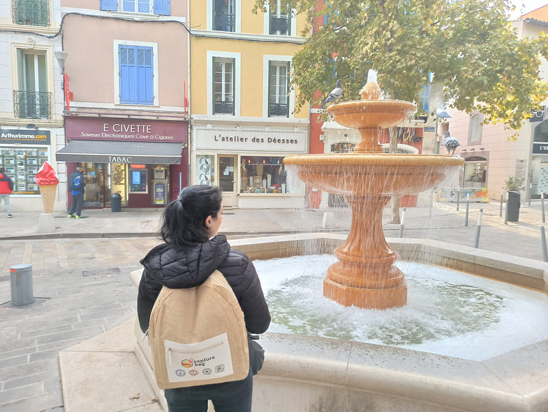 Búsqueda del tesoro con Mi Bolsa de Exploración: una Odisea en la Provenza. Un tema común para las cuatro ciudades es el agua y el Étang de Berre. Descubre las fuentes de Martigues - © Otmartigues / KarimK