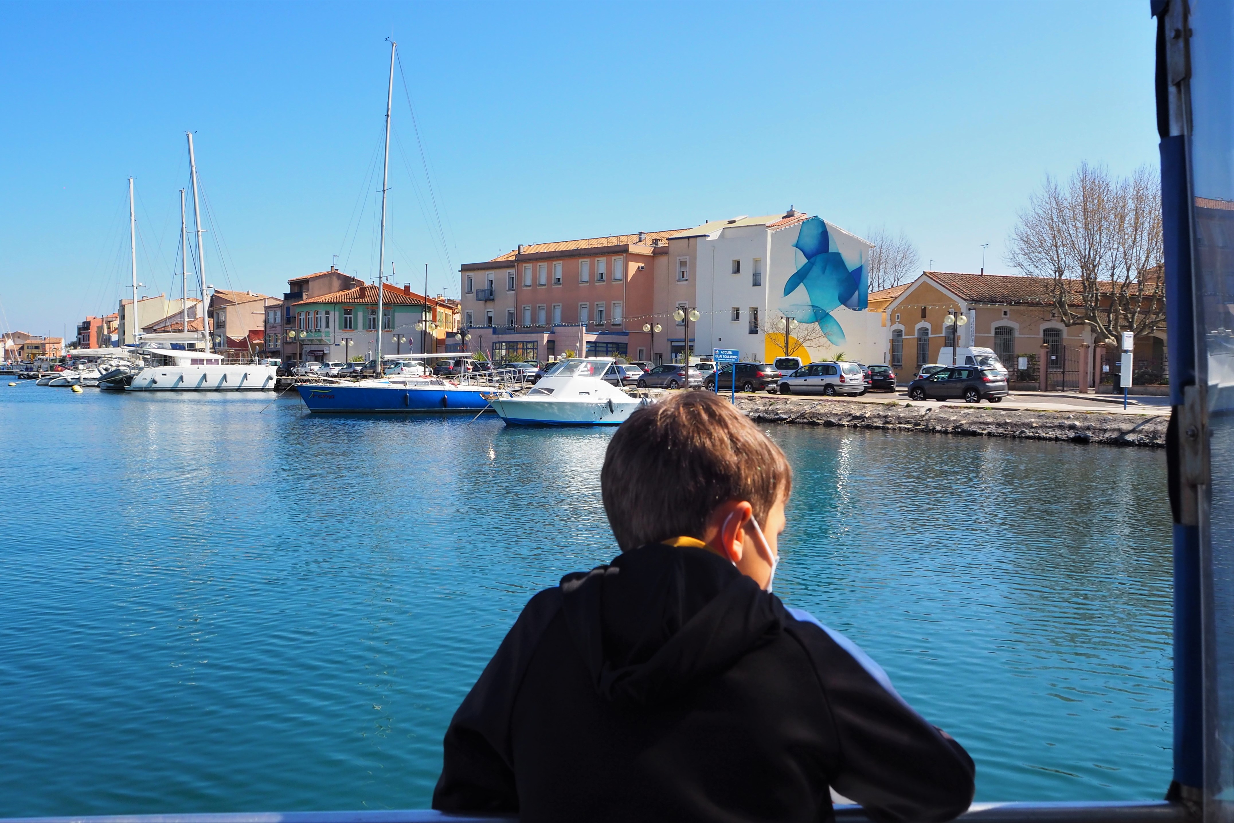 Fresque de Bottazzi depuis un bateau