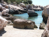 Plage de Carro avec ses rochers en bout de plage