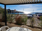 Terrasse avec sa pergola