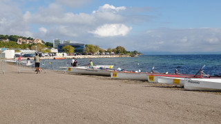 Beach rowing sprint