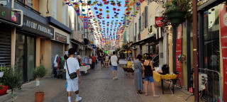 Nocturne der Händler in Martigues_Martigues