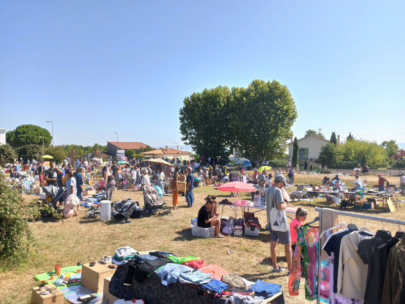 Grand vide grenier de la solidarité