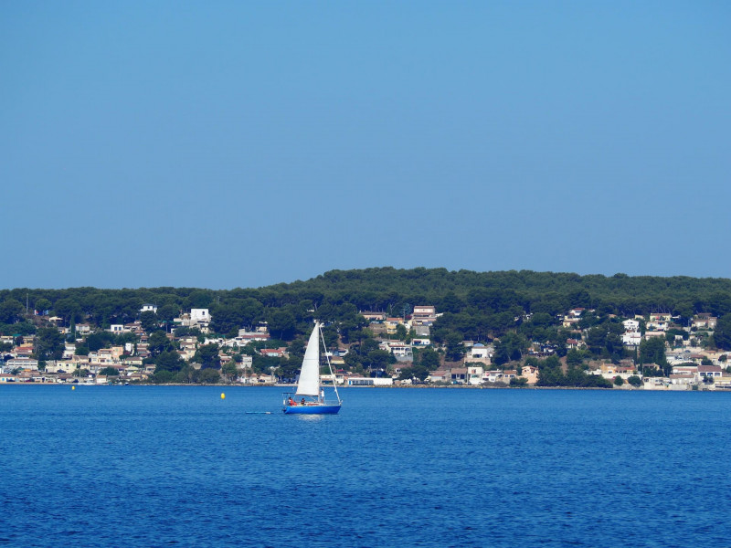 Alquiler, venta, reparación de equipos náuticos_Martigues
