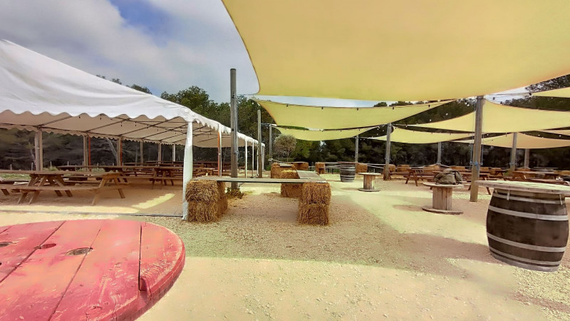 Un repas, un film, un débat à la ferme Aïoli Caganis_Martigues