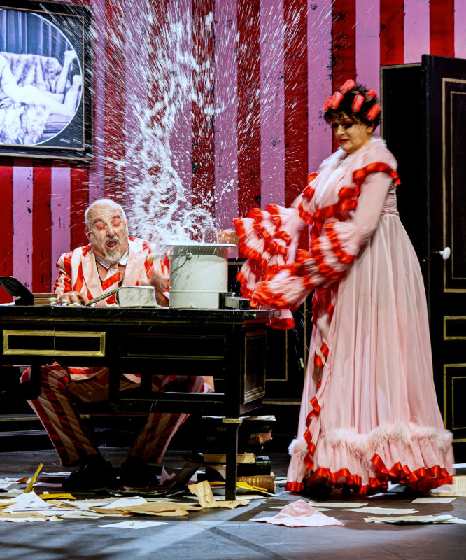 Conference: Laughter in the theater - as part of the show On purge bébé_Martigues