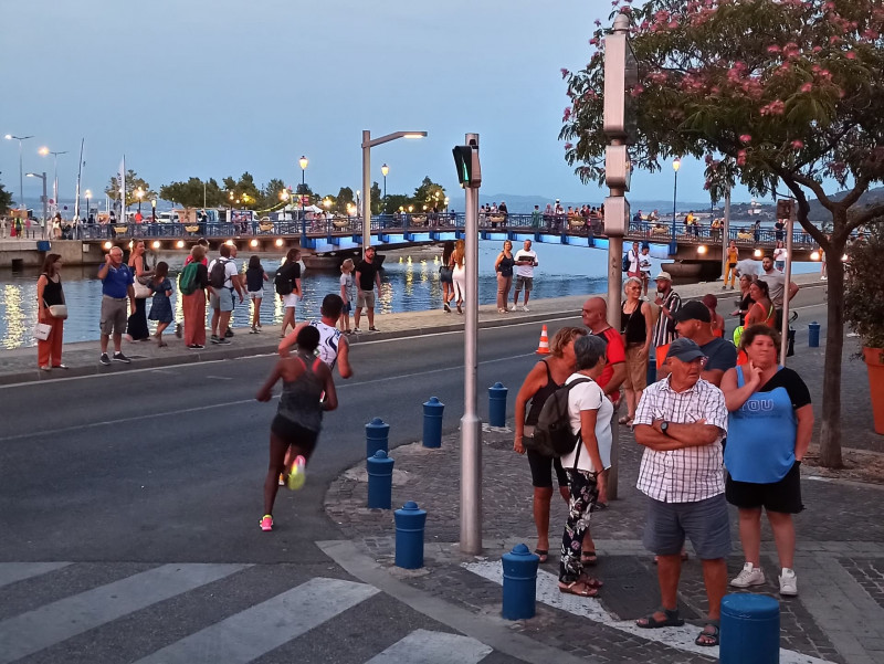 The night round of the blue bridges_Martigues - © Otmartigues, Karim.K The night round of the blue bridges_Martigues