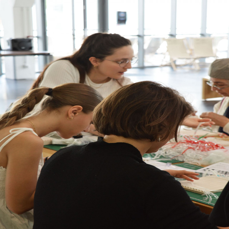 Taller de tejido y mediación ambiental_Martigues