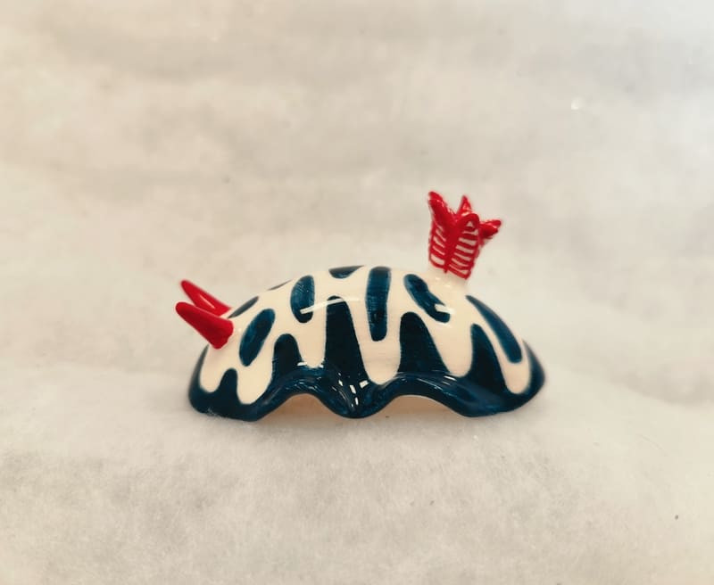 Atelier Do - Nudibranche de Méditerranée - © Otmartigues / MyriamF Espèce marine nudibranche de Méditerranée en céramique. Objet de collection unique créé par l'artiste Atelier Do situé sur la Côte Bleue à Martigues