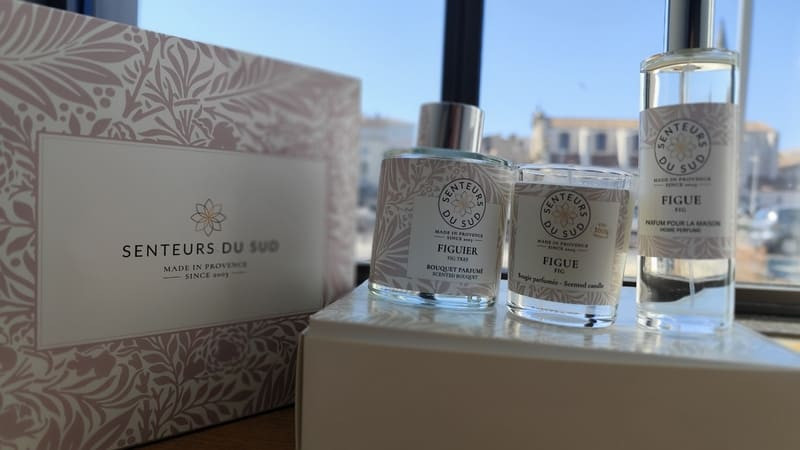 Feigenduft-Geschenkset von Senteurs du Sud, bestehend aus Kerze, Raumspray und Duftbouquet, erhältlich in der Boutique des Fremdenverkehrsamts Martigues.