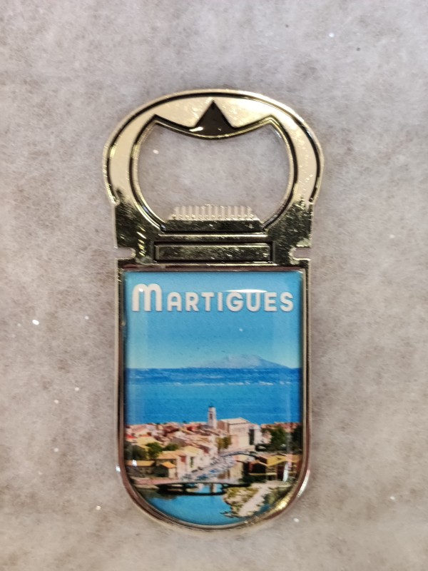 ME - Magnetic bottle opener