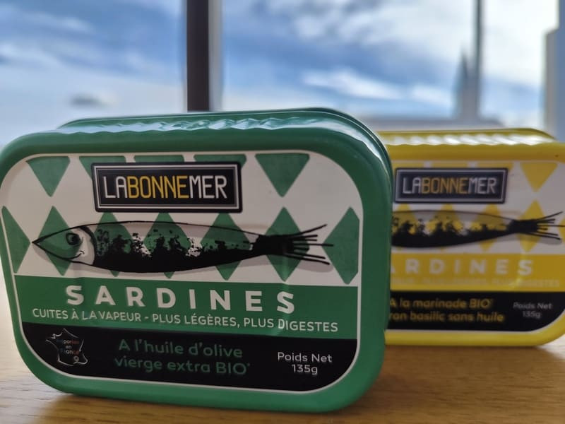 Organic sardines in olive oil, locally produced at the Ferrigno cannery. Products available at the Martigues Tourist Office.