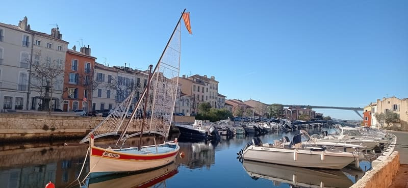 Immersion and poetic stroll in the heart of calendal traditions