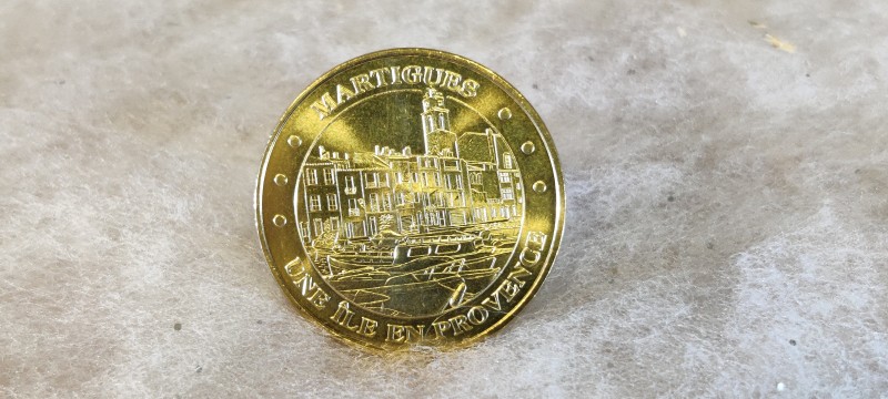 Tourist token, an island in Provence