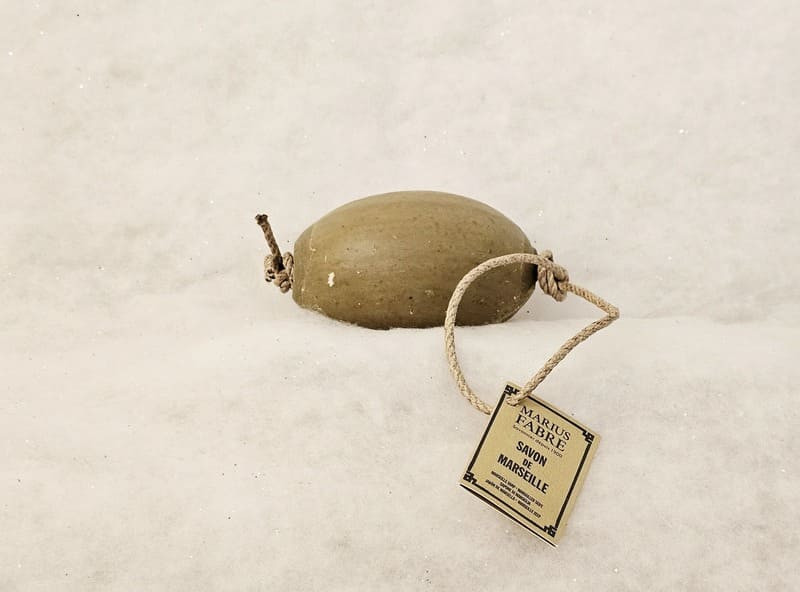 Marius Fabre - Savon de Marseille avec une corde (290g)