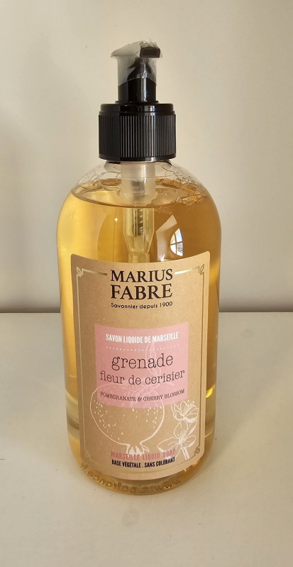 400ml cherry blossom pomegranate liquid Marseille soap, shown from the front with a colorful label