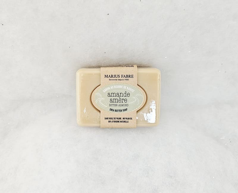 Marius Fabre - Savonnette 100 g au beurre de karité amande amère Marius Fabre - Savonnette 100 g au beurre de karité amande amère