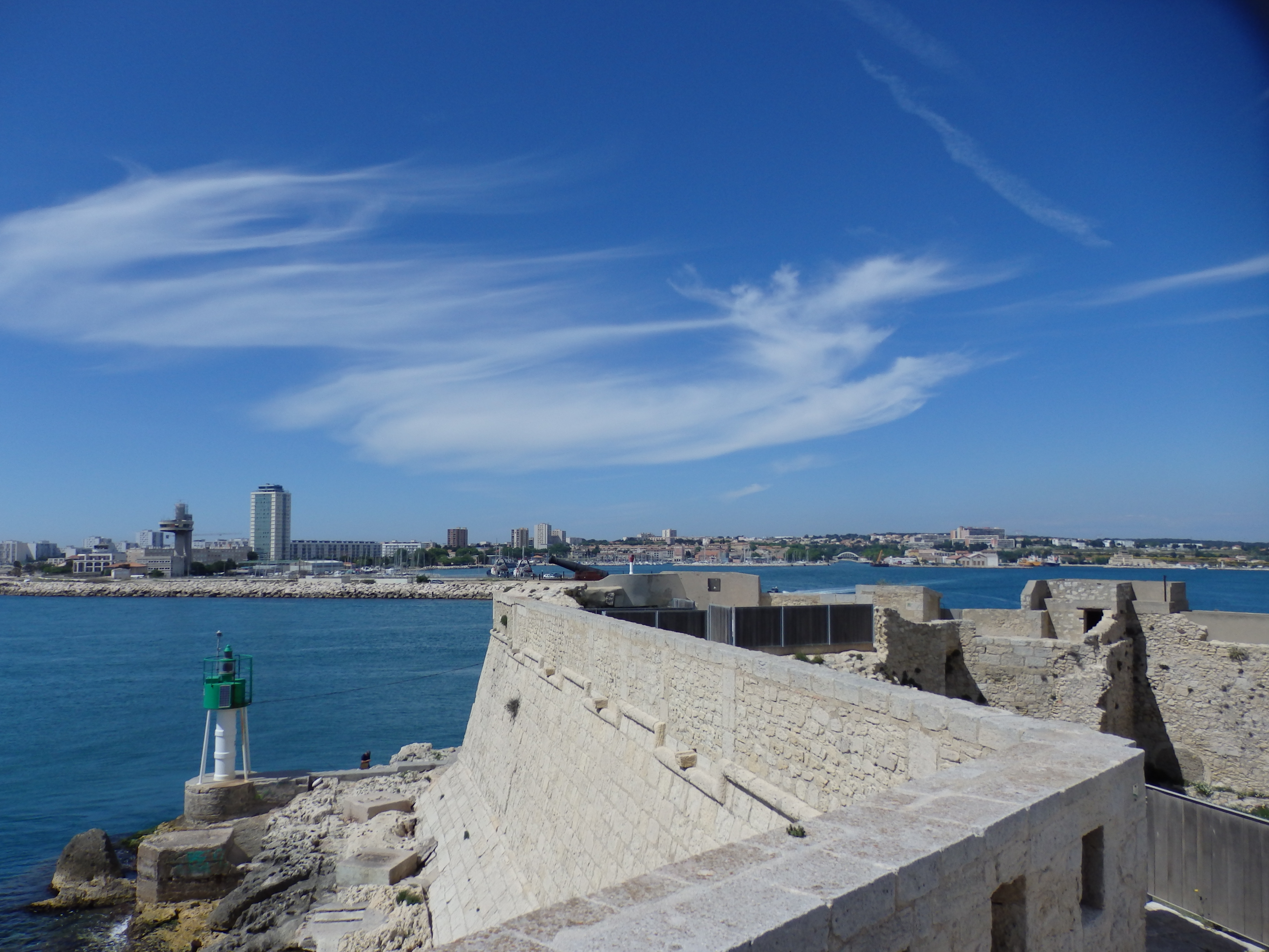 Vista de Port-de-Bouc desde el Fort de Bouc - © Otmartigues / Faustine