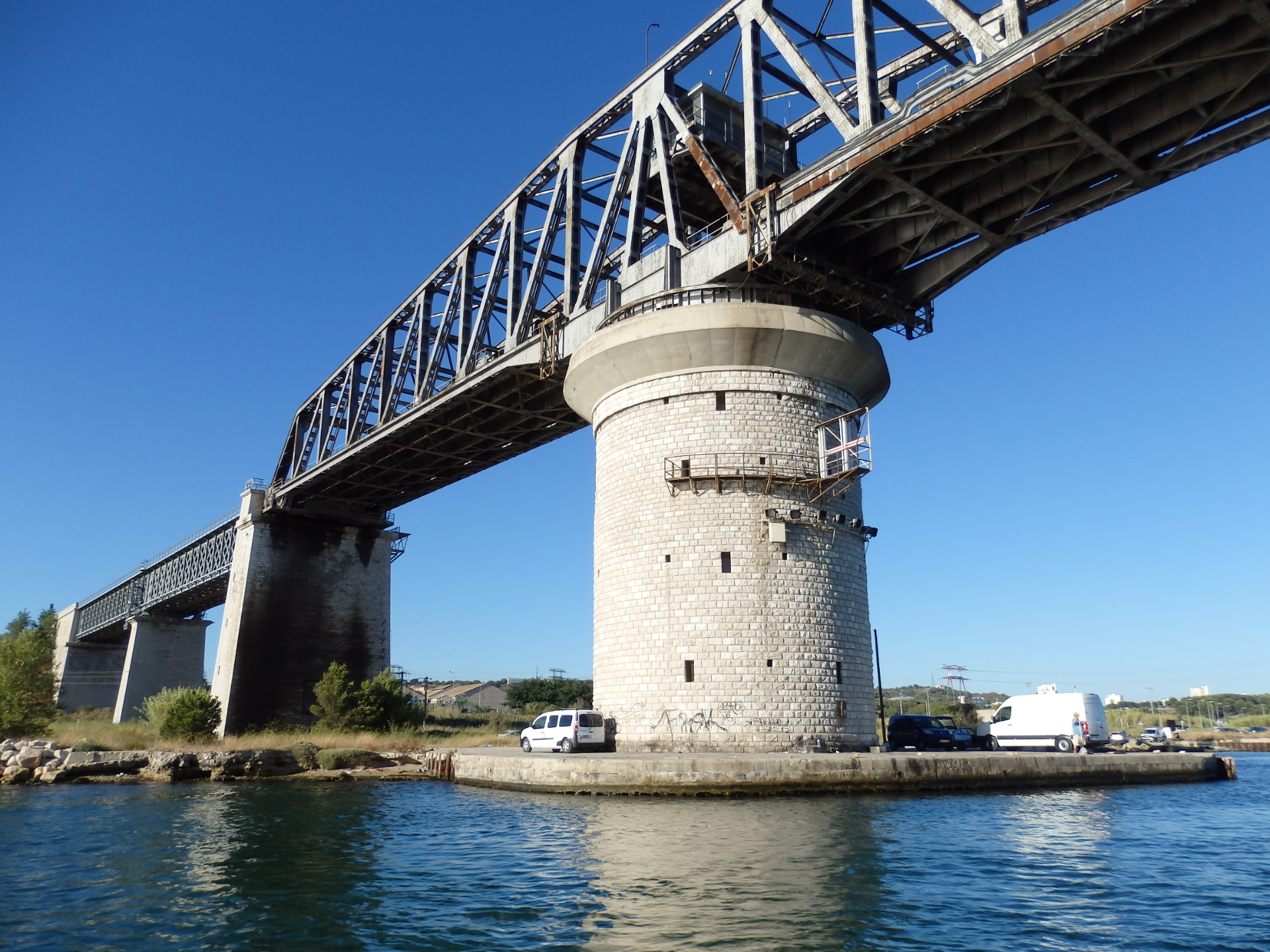 Puente giratorio del ferrocarril de Martigues - © Otmartigues / KarimK